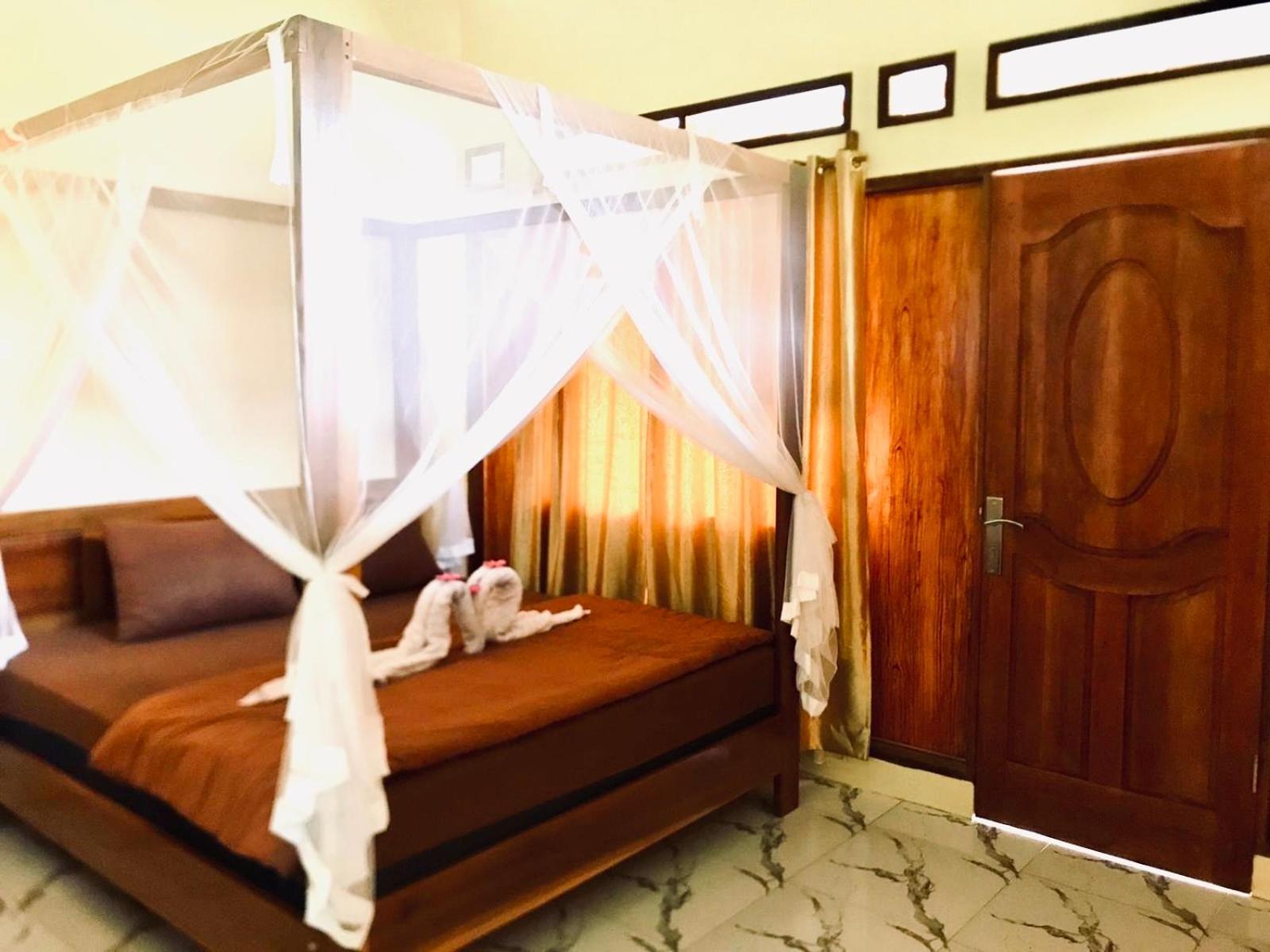 R5 Keramba Inn Bukit Lawang Εξωτερικό φωτογραφία