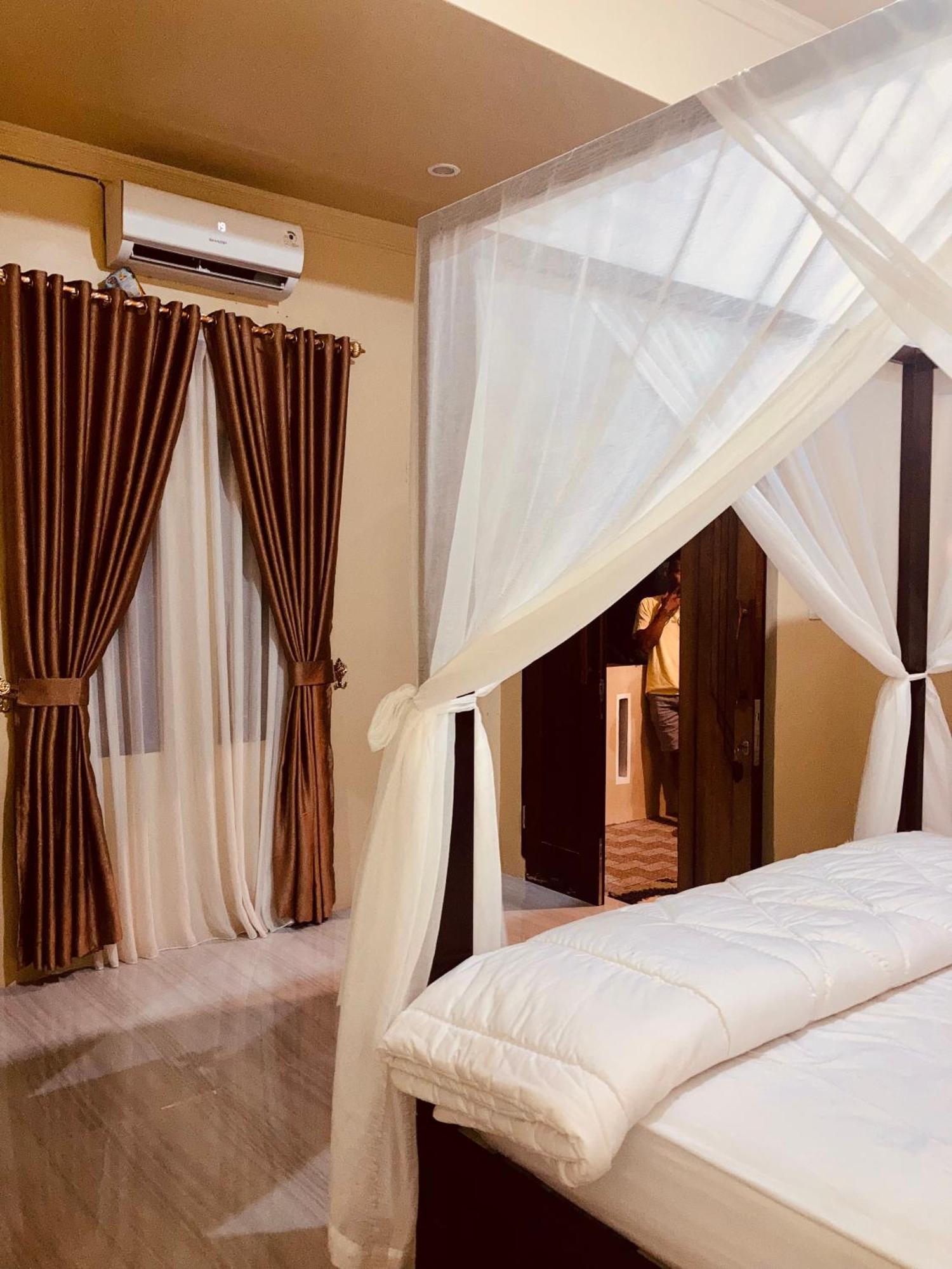 R5 Keramba Inn Bukit Lawang Εξωτερικό φωτογραφία